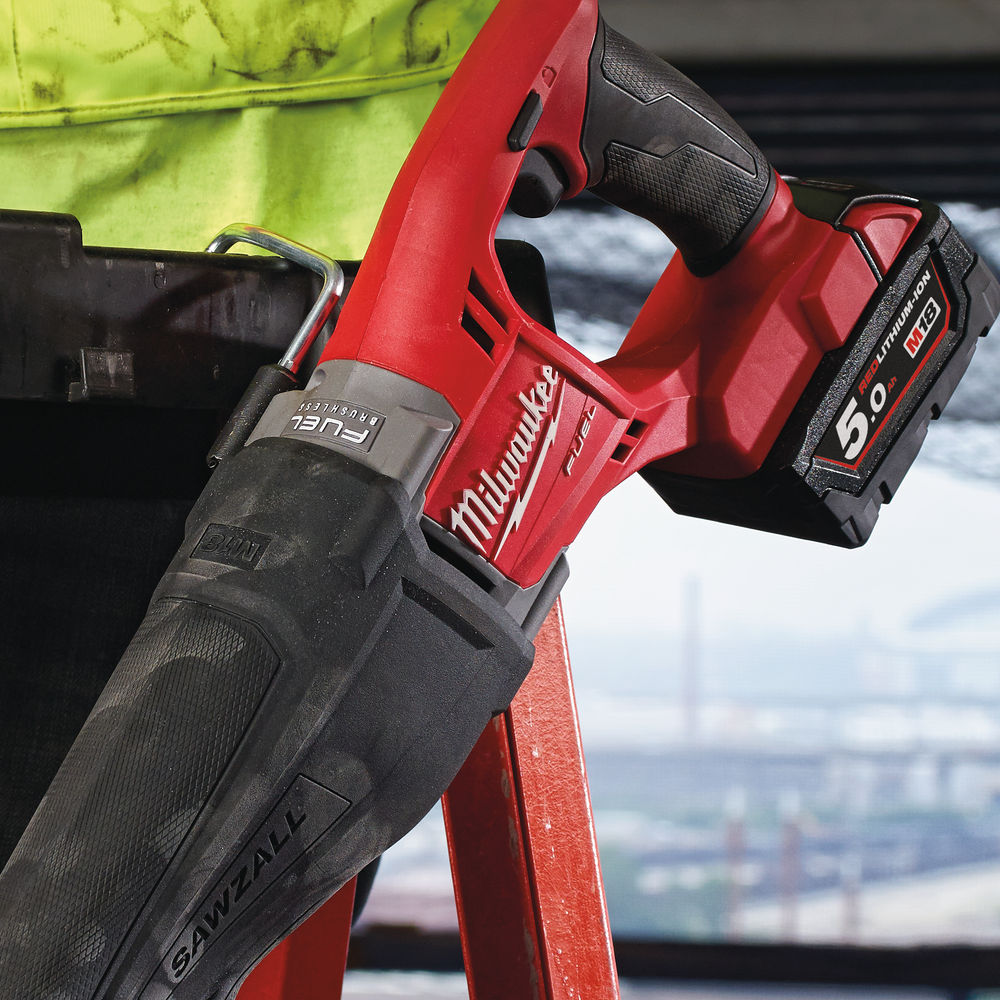 Milwaukee M18CSX0 M18 Fuel Sawzall